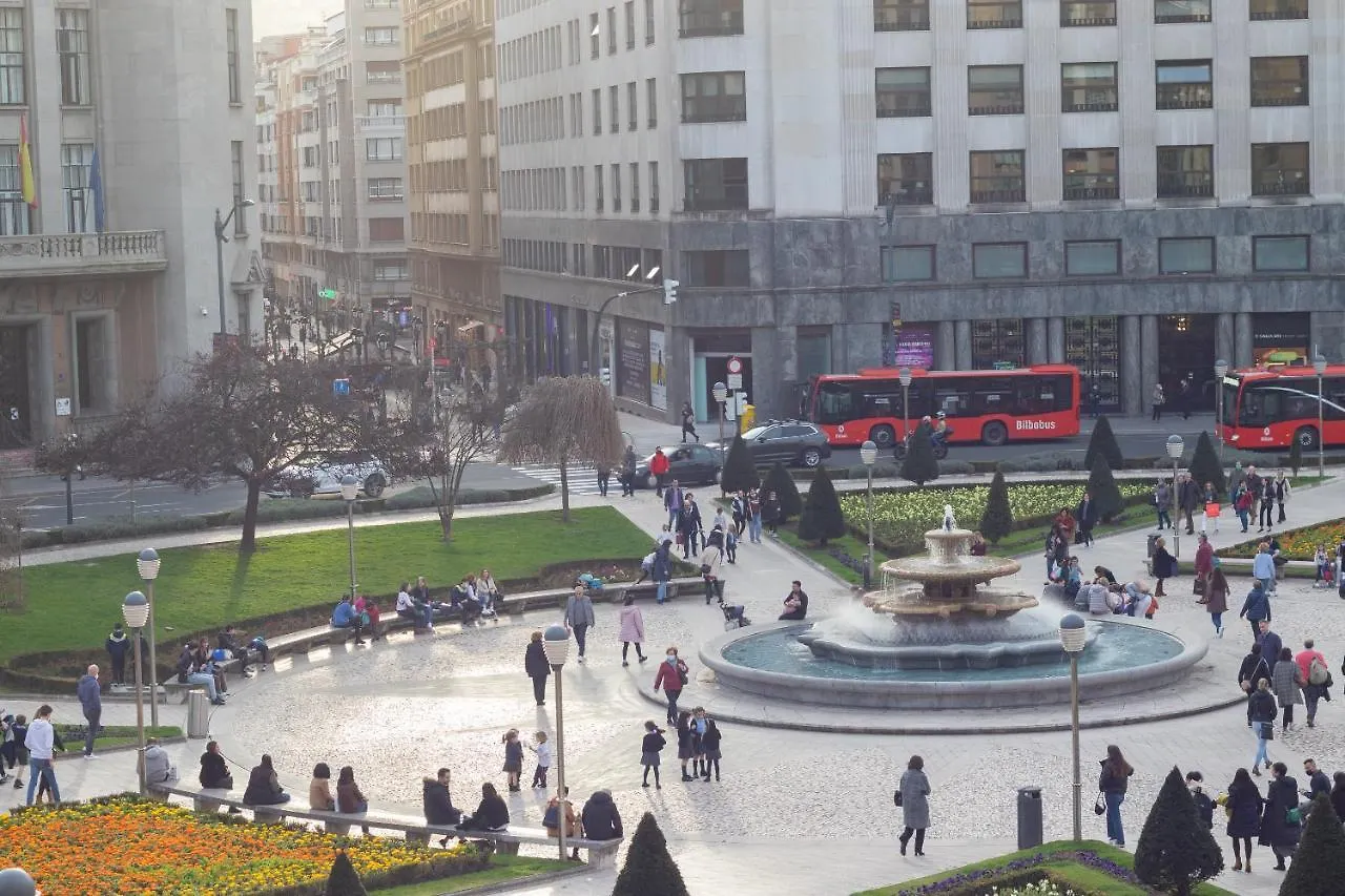 Apartamento Nuevo y Luminoso en Plaza Moyua Bilbao 0*,  España